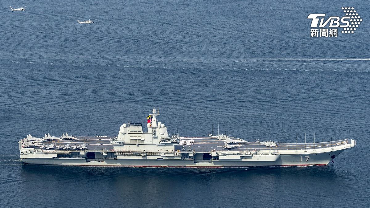 China's J-15T Fighter Jet Makes Public Debut in Hong Kong, Significantly Enhancing Combat Capability