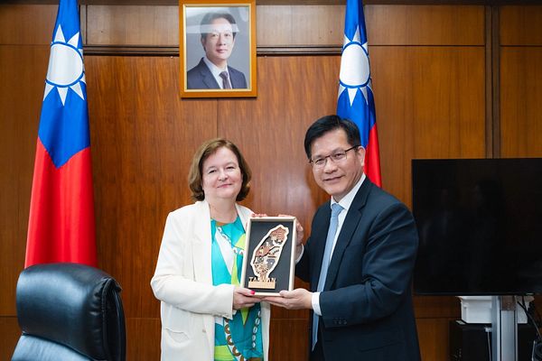 European Parliament Delegation Visits Taiwan, Discusses Taiwan-EU Security Challenges
