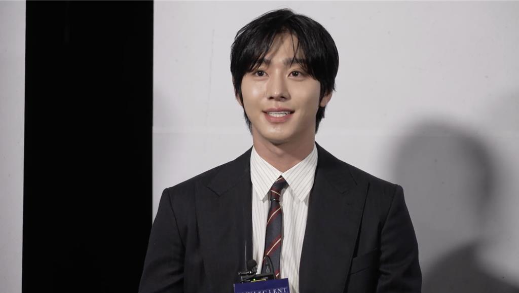 Lee Min-ho Endures Two Years of Wire Work, Ahn Hyo-seop Exhausted After Running with Child Actor
