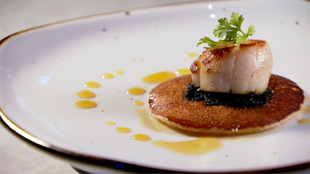 Restaurant Innovates with Global Cuisine: Waffles with Scallops and Japanese Seafood Pancakes